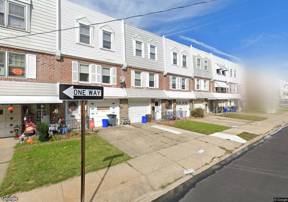 74 Suburban Ln, Upper Darby, PA 19082 - photo 1