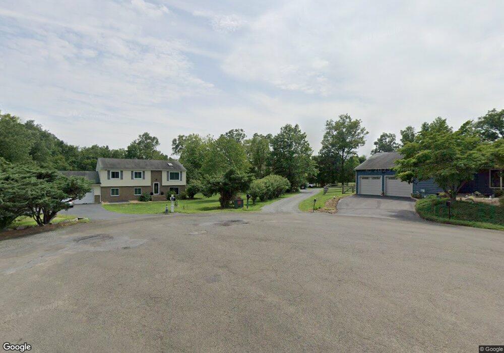 7262 Twilight Ct, Warrenton, VA 20187 - photo 1