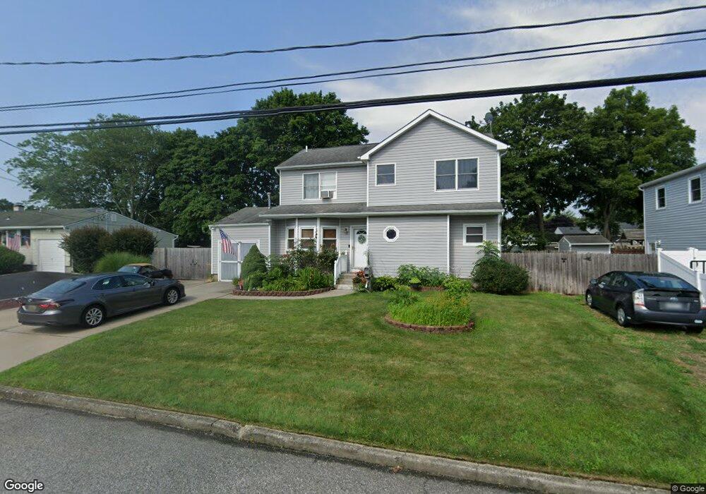 2812 Acorn Ave, Medford, NY 11763 - photo 1