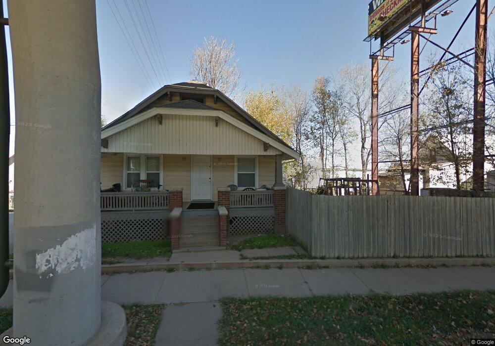 308 SW 2nd St, Topeka, KS 66603 - photo 1