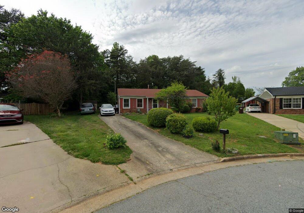 510 Pendleton Ct, High Point, NC 27260 - photo 1