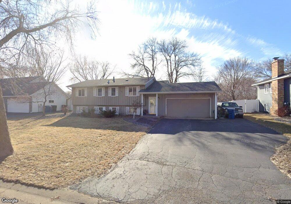 10459 Valley Forge Ln N, Maple Grove, MN 55369 - photo 1