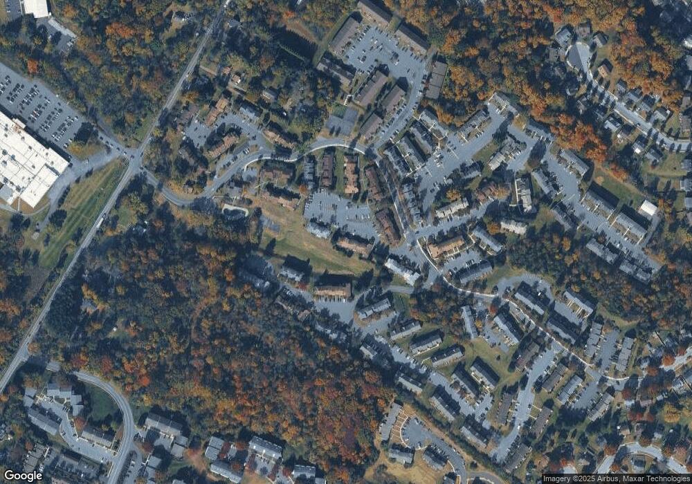 33-2 Wister Way unit 33, Reading, PA 19606 - photo 1