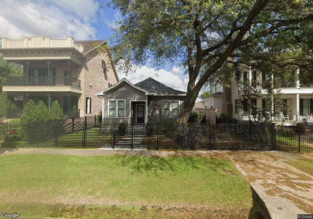 922 Columbia St, Houston, TX 77008 - photo 1