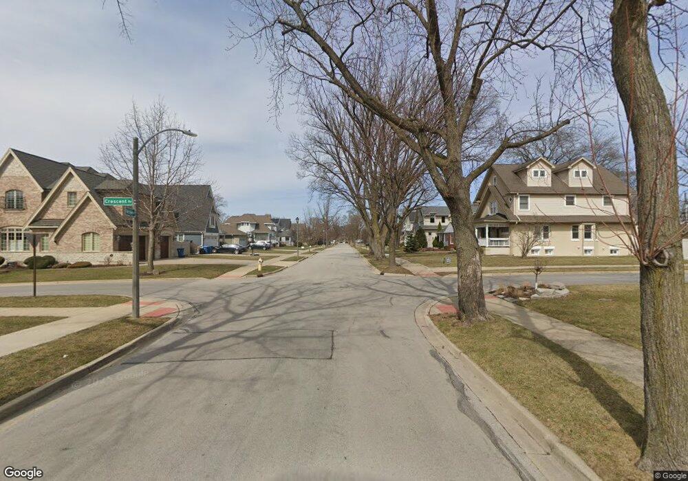 627 S Fairview Ave, Elmhurst, IL 60126 - photo 1