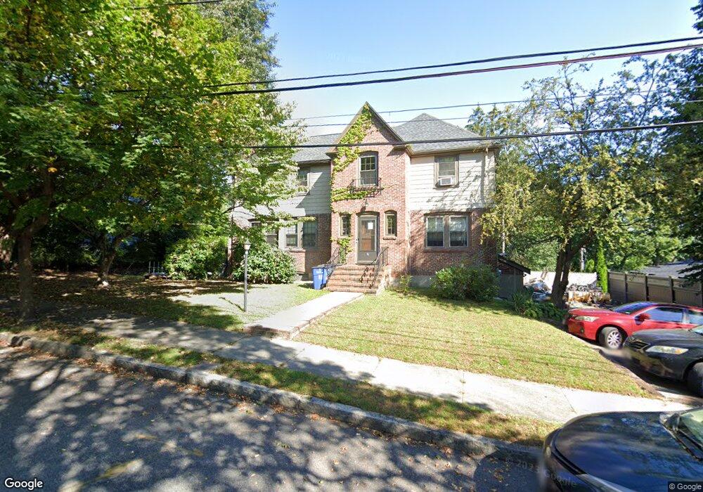 11 Frost St, Arlington, MA 02474 - photo 1