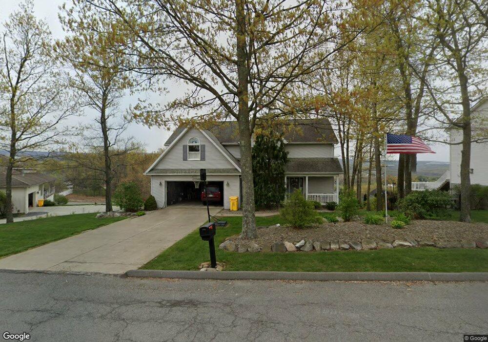 222 Skyline Dr, Archbald, PA 18403 - photo 1