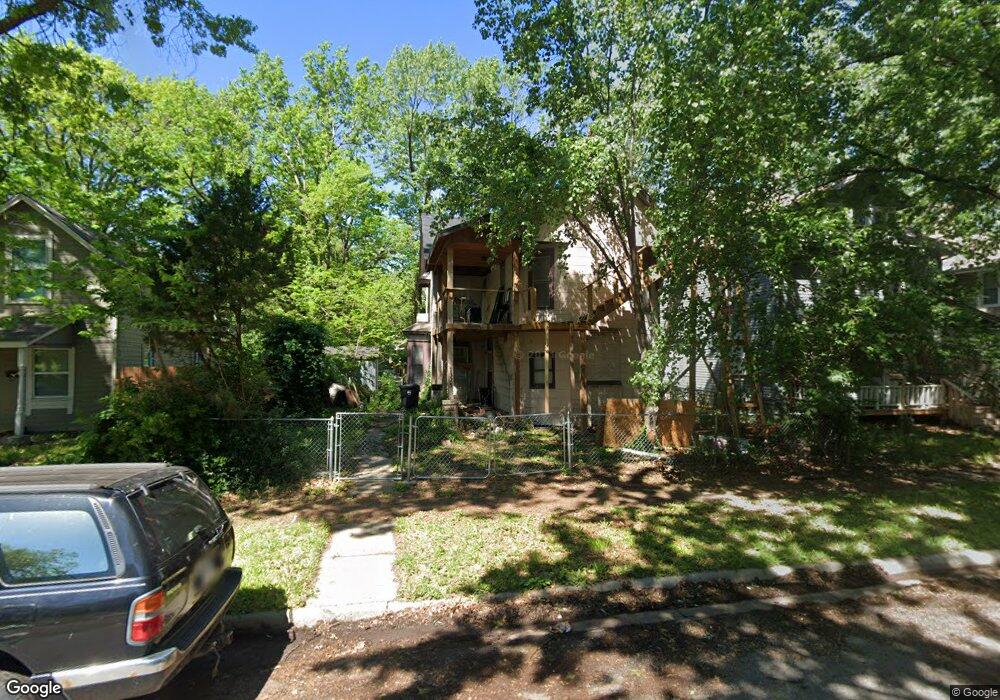 1325 SW Garfield Ave, Topeka, KS 66604 - photo 1