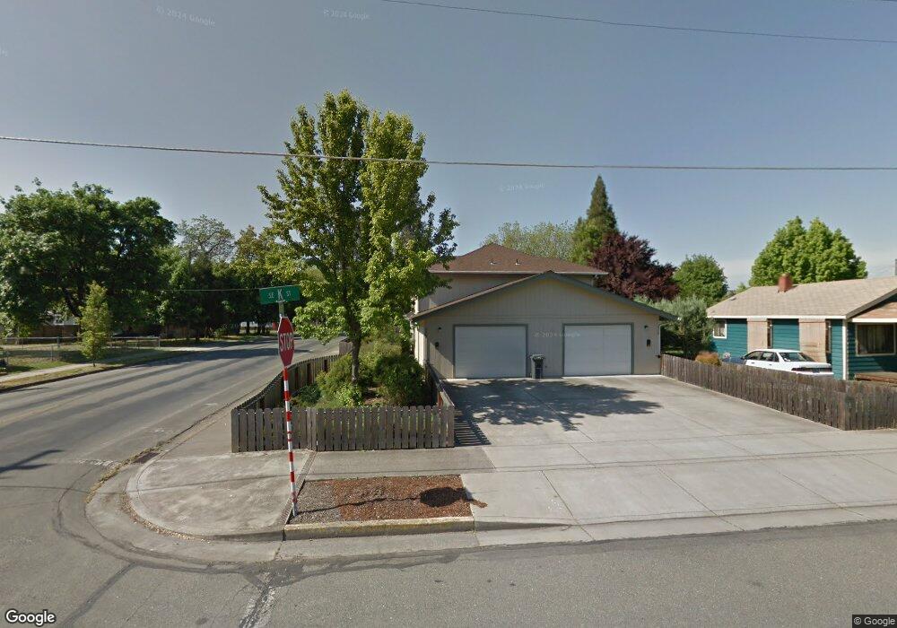 323 SE K St, Grants Pass, OR 97526 - photo 1