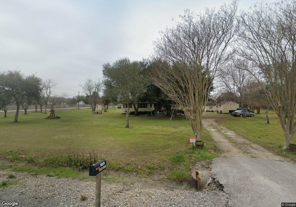 5609 Top Hat Rd, Alvin, TX 77511 - photo 1