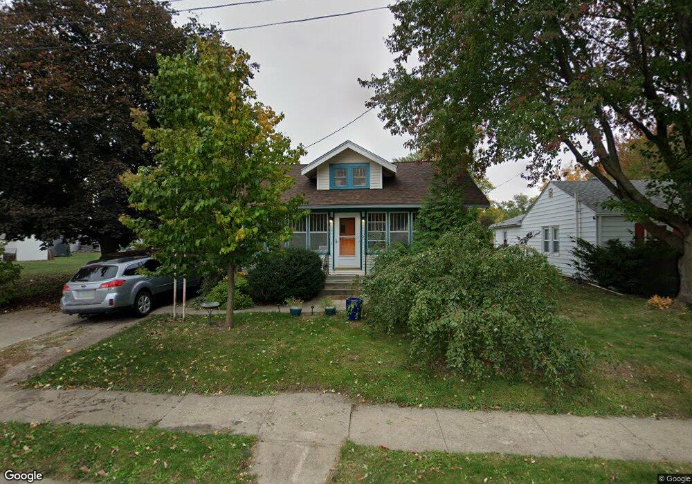 603 S 4th Ave W, Newton, IA 50208 - photo 1