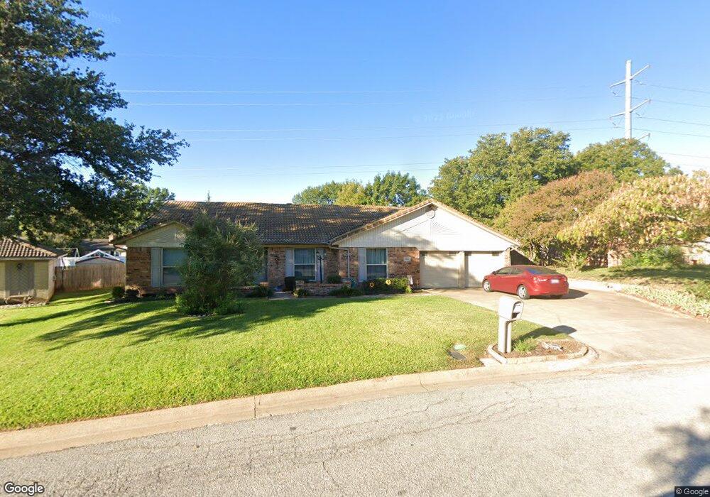 2825 Summerdale Dr, Hurst, TX 76054 - photo 1