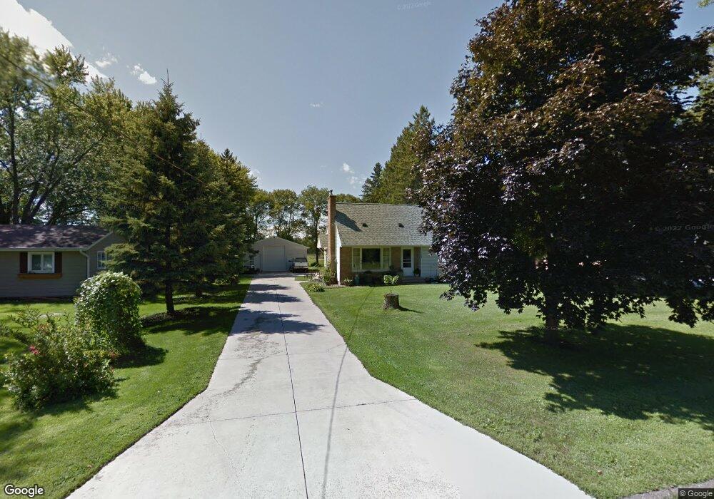 1739 Howard Ave, Maple Plain, MN 55359 - photo 1