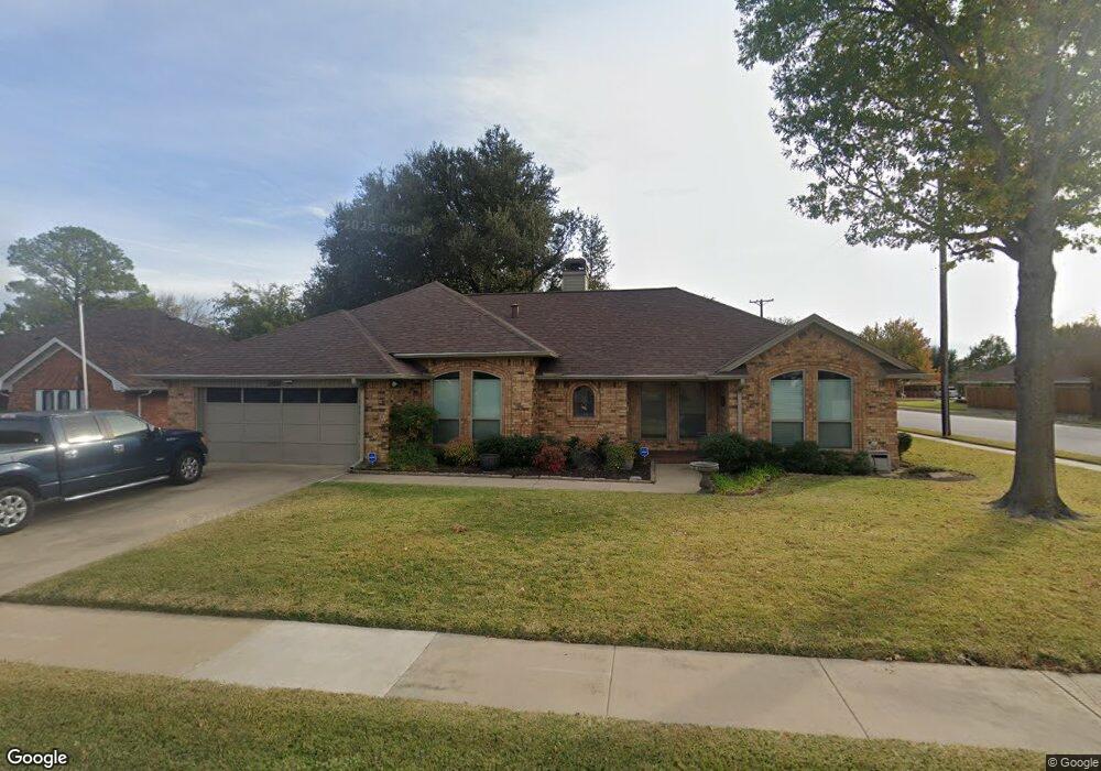 2600 Plymouth Ct, Bedford, TX 76022 - photo 1
