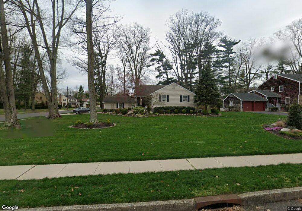 424 Parry Dr, Moorestown, NJ 08057 - photo 1