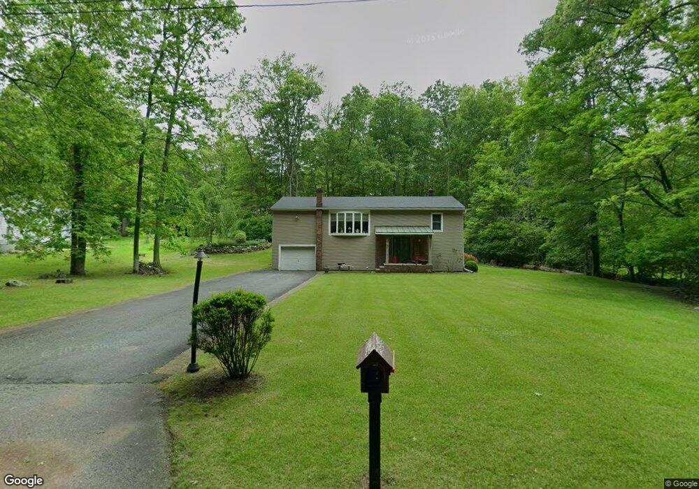 902 Birch Ln, Newton, NJ 07860 - photo 1