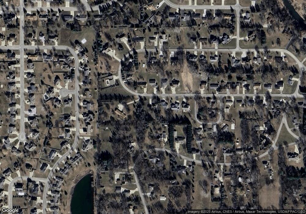 2415 10th Ave SW, Austin, MN 55912 - photo 1