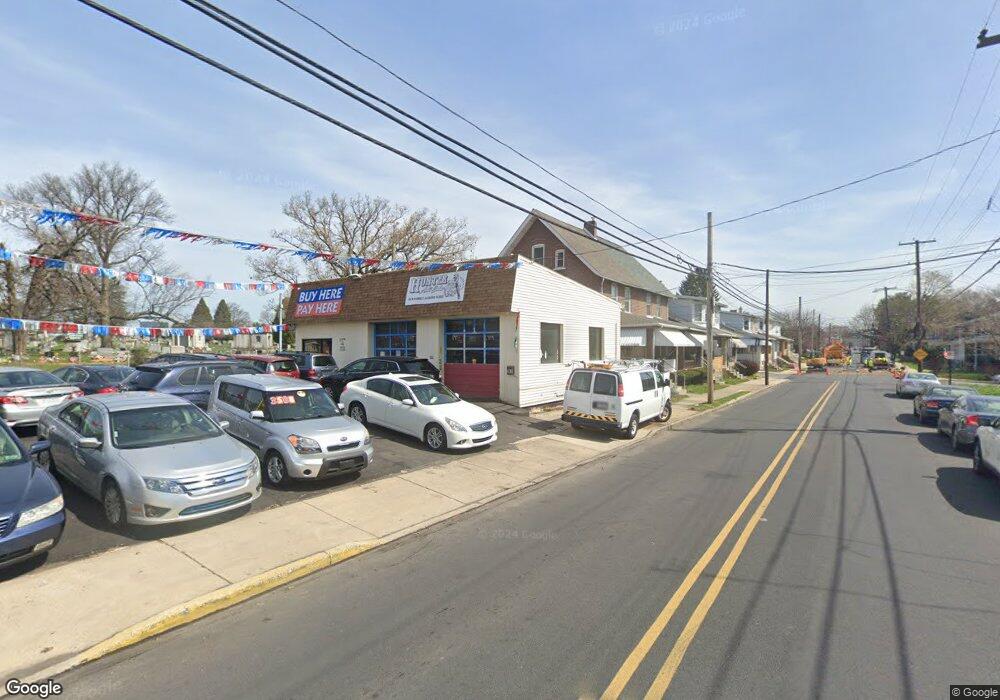 941 W Wyoming St, Allentown, PA 18103 - photo 1