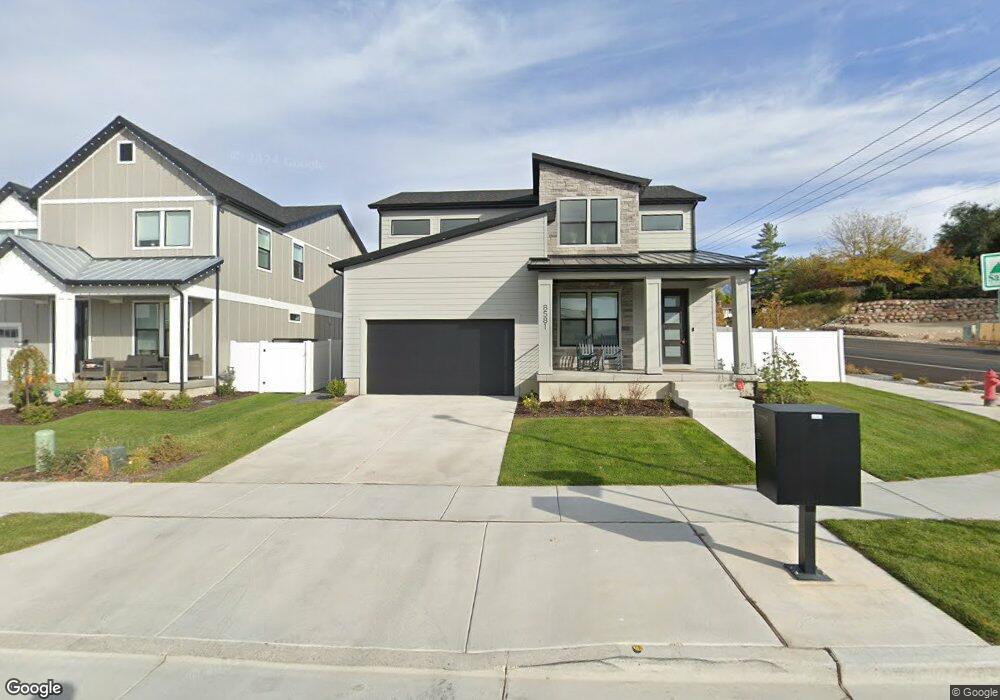 8581 Round Stone Cove unit 10, Sandy, UT 84094 - photo 1