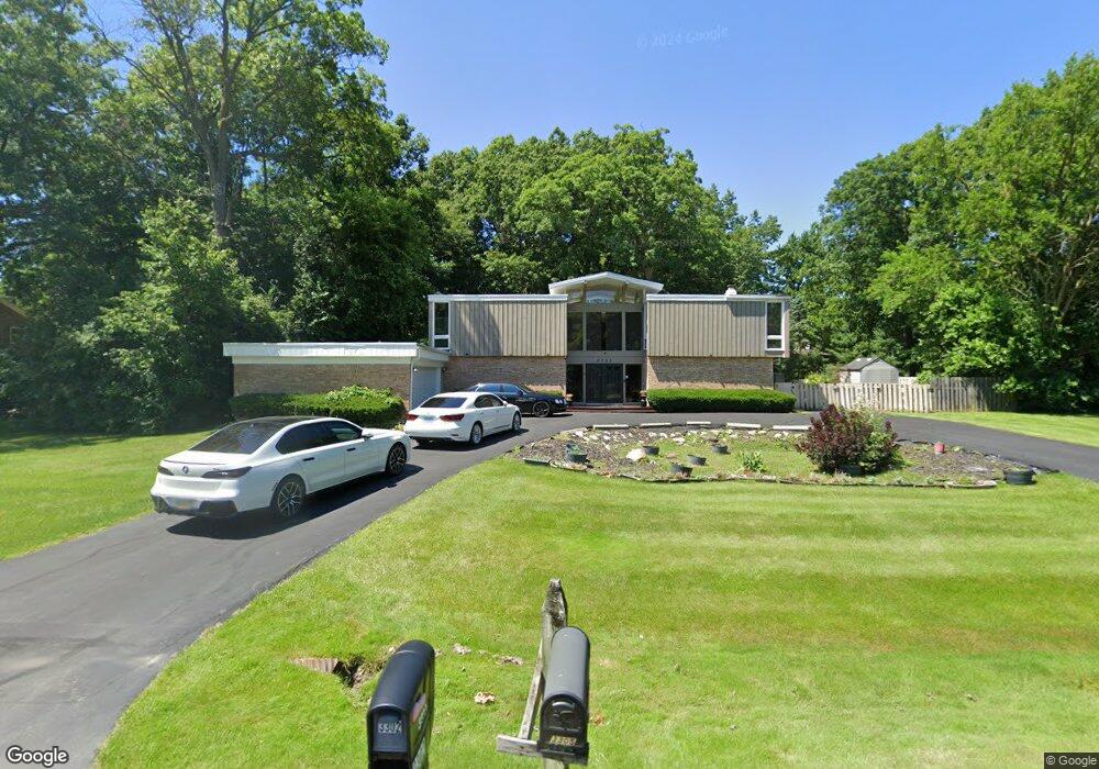 3302 Winchester Rd, West Bloomfield, MI 48322 - photo 1