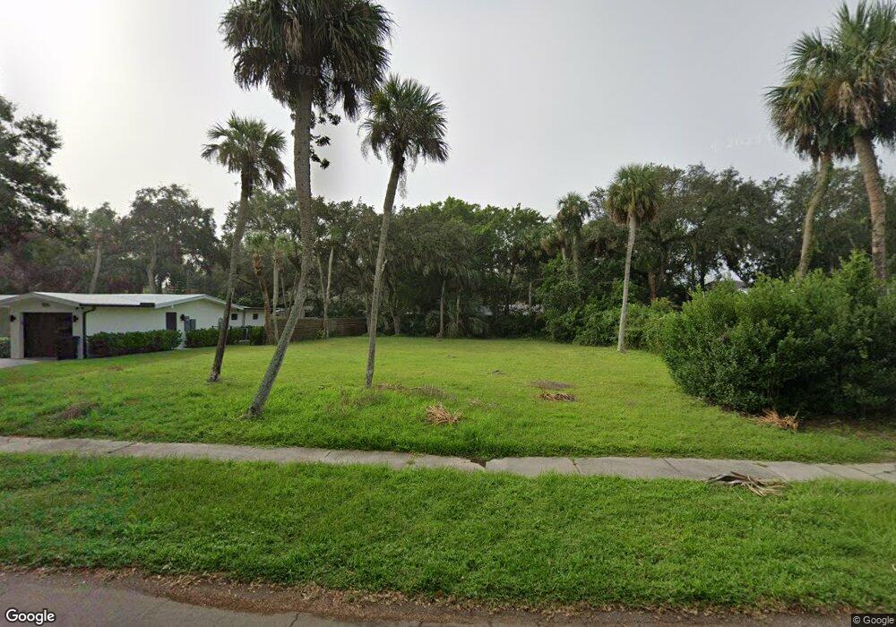 566 Banyan Rd, Vero Beach, FL 32963 - photo 1