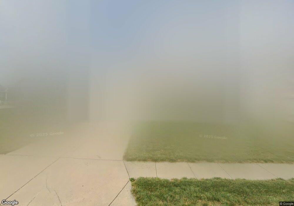 2210 S River Rock Dr, Papillion, NE 68046 - photo 1