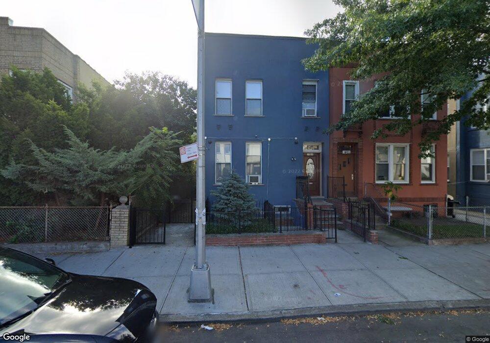 3069 36th St, Astoria, NY 11103 - photo 1