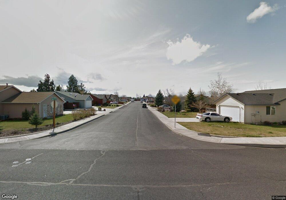 0 NW 8th St unit 4 & 3 201807647, Redmond, OR 97756 - photo 1