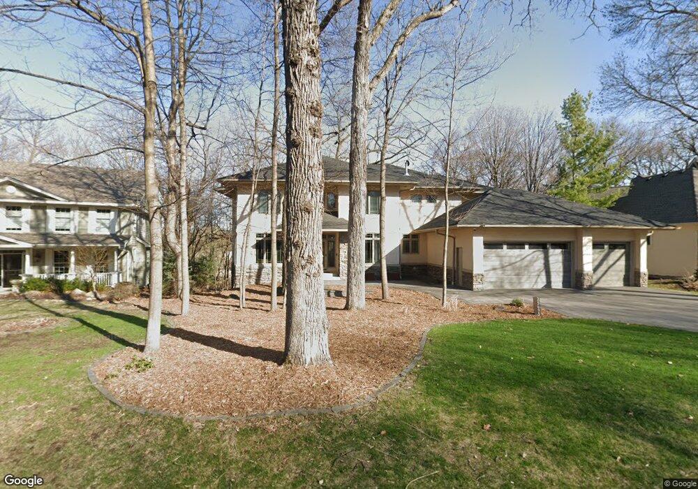 25695 Maple View Ct, Excelsior, MN 55331 - photo 1