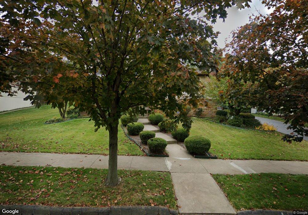 616 Shirley Ln, Dunmore, PA 18512 - photo 1