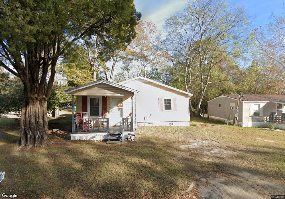1301 Rivers Ave, Eufaula, AL 36027 - photo 1