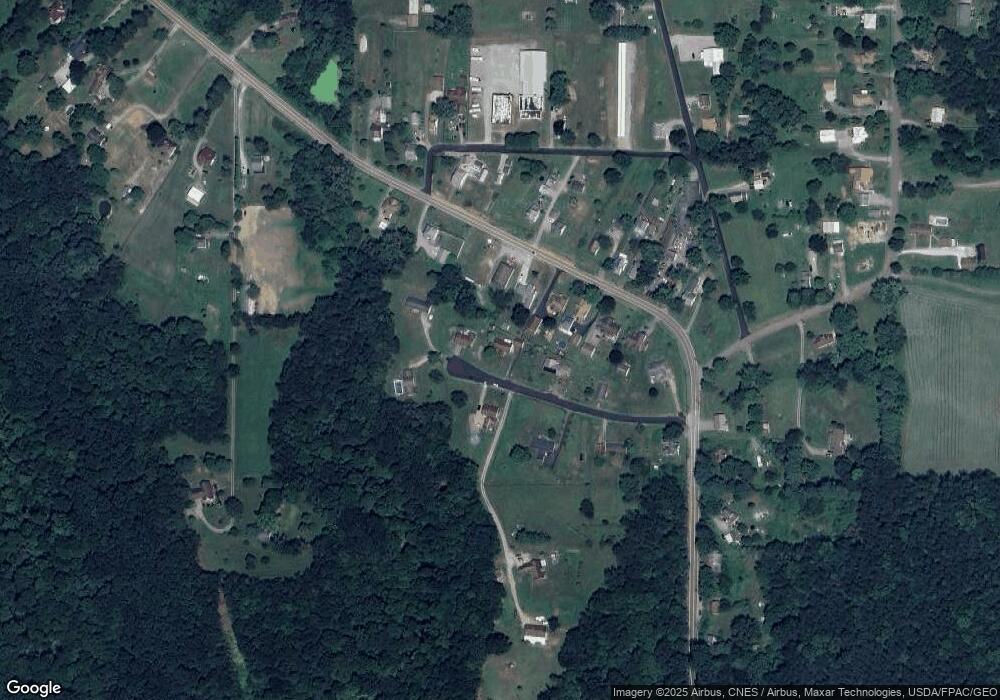 1055 Torrence Dr, Wellsville, OH 43968 - photo 1