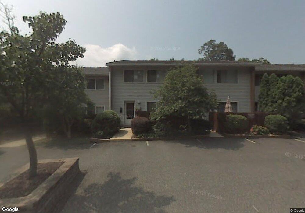 19 Ridgeway Square, Wilmington, DE 19810 - photo 1