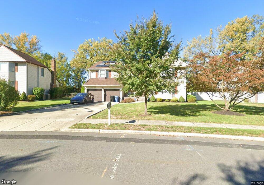 423 Acorn Dr, Paramus, NJ 07652 - photo 1