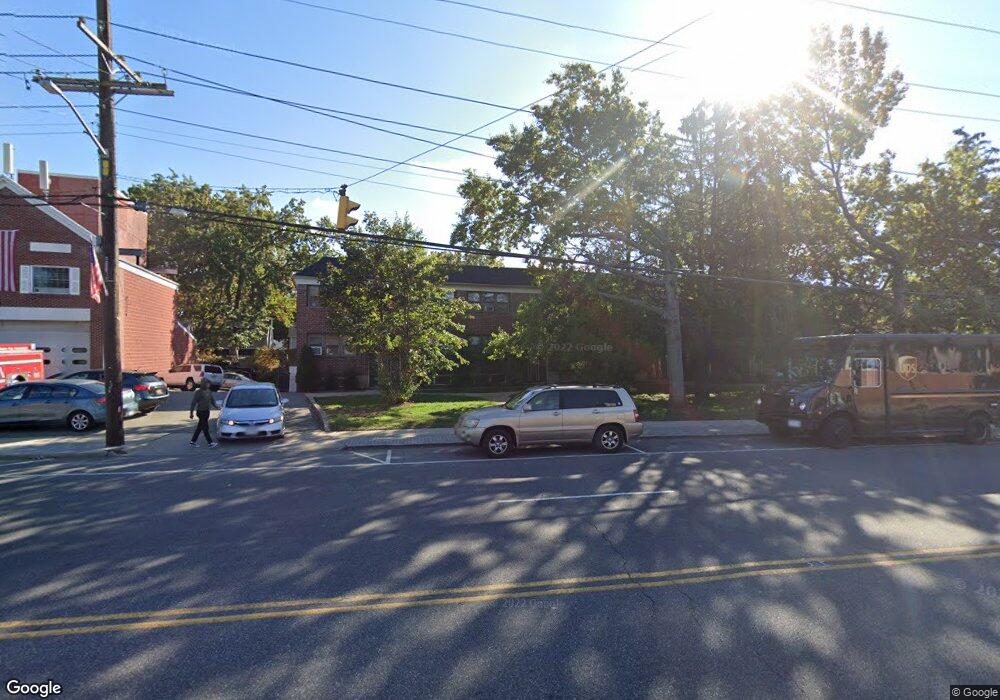 134 Covert Ave unit L2, Stewart Manor, NY 11530 - photo 1