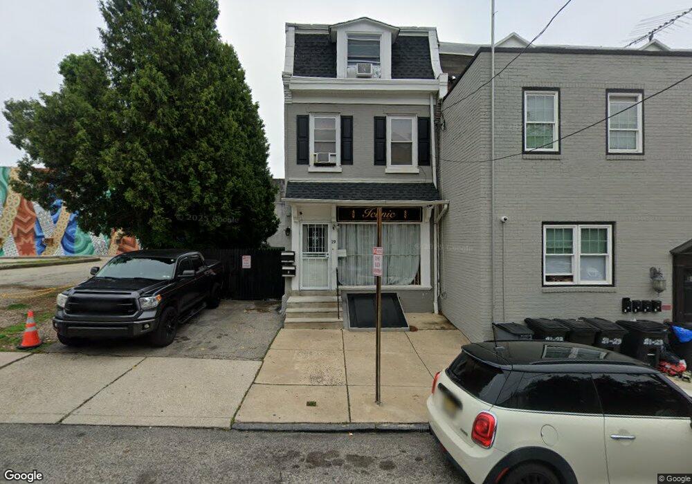 19 E School House Ln, Philadelphia, PA 19144 - photo 1