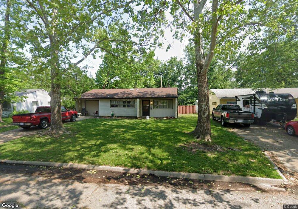 1552 SW 24th St, Topeka, KS 66611 - photo 1