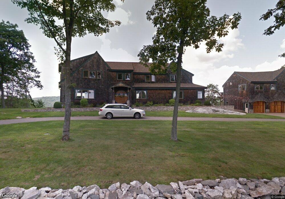 611 Barrett Hill Rd, Mahopac, NY 10541 - photo 1