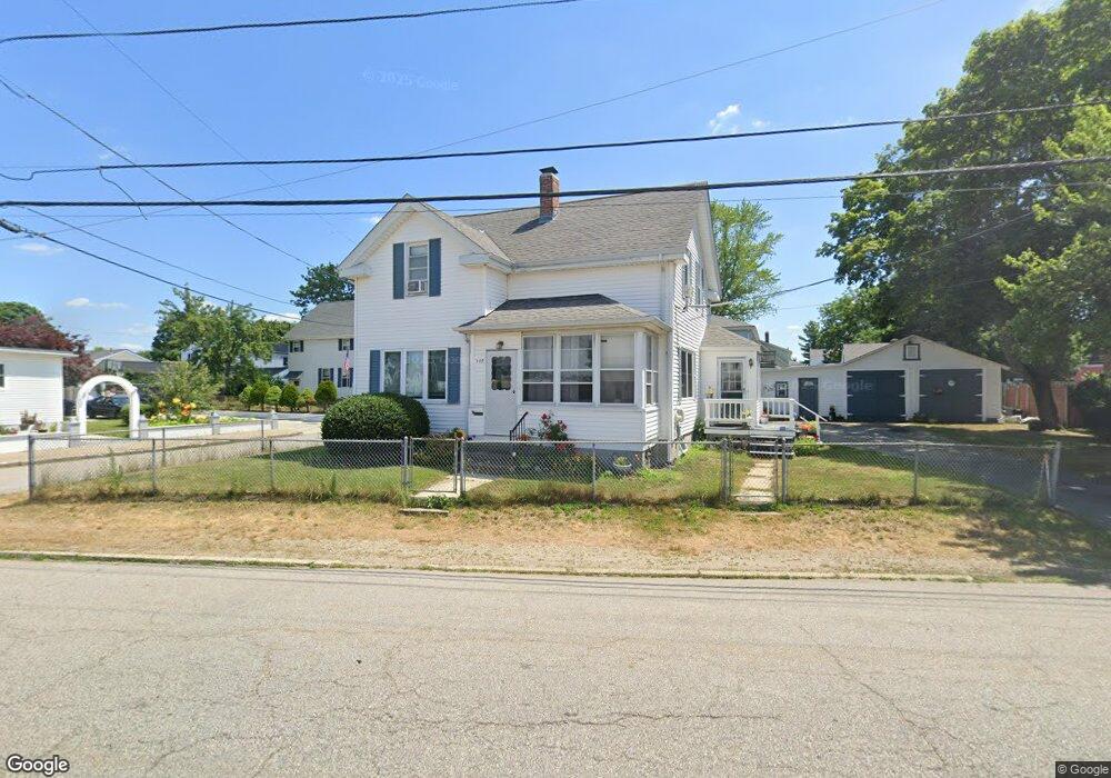 349 Mendon Ave, Pawtucket, RI 02861 - photo 1