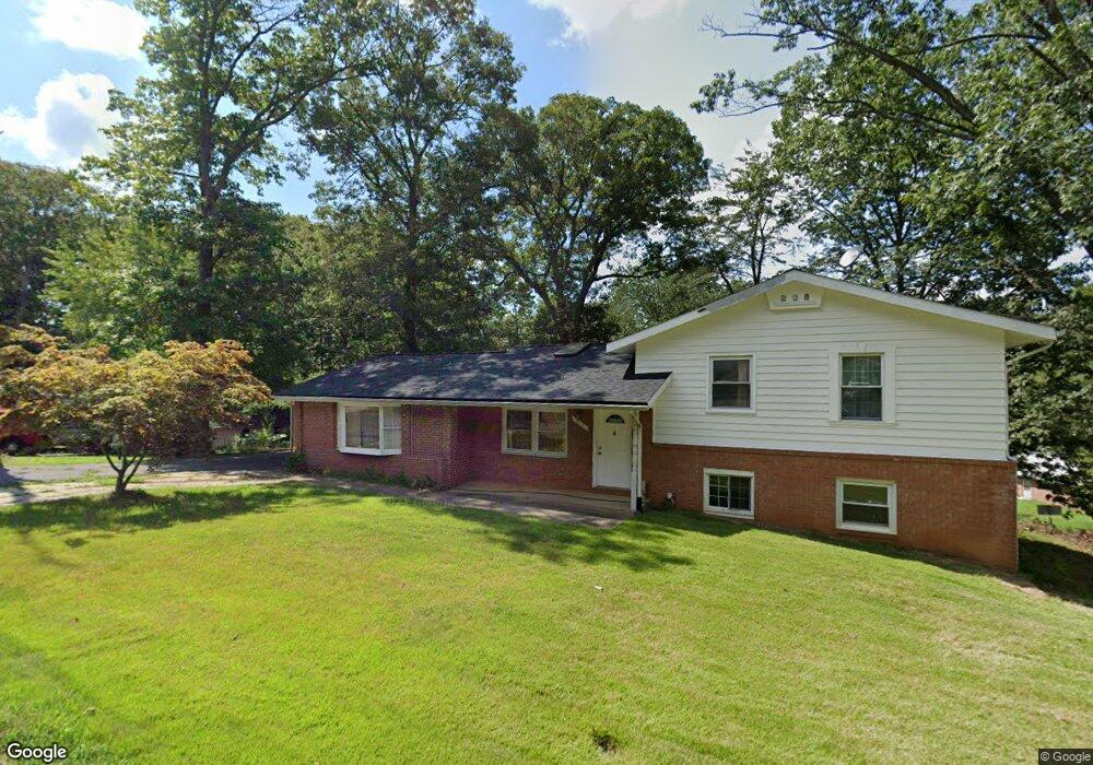 19105 Perry St, Triangle, VA 22172 - photo 1