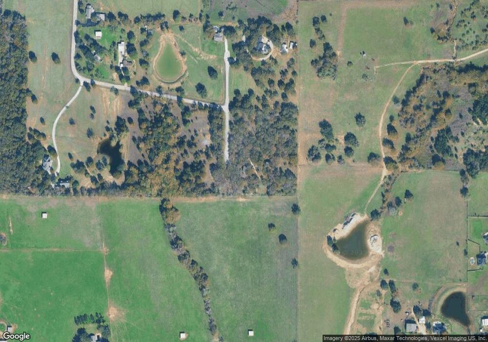 750 Shady Oak Dr, Weatherford, TX 76087 - photo 1