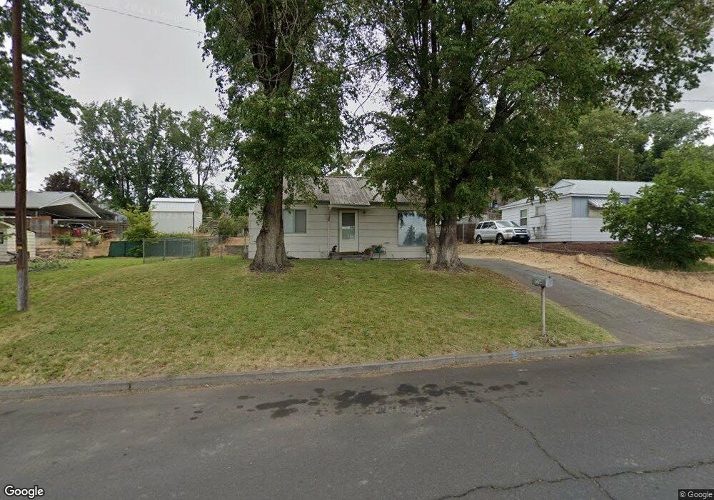 714 SW 30th St, Pendleton, OR 97801 - photo 1