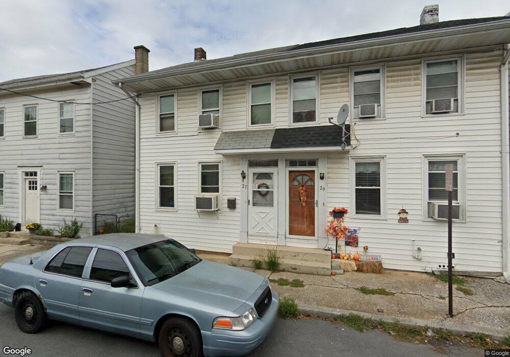 27 E Locust St, Mechanicsburg, PA 17055 - photo 1