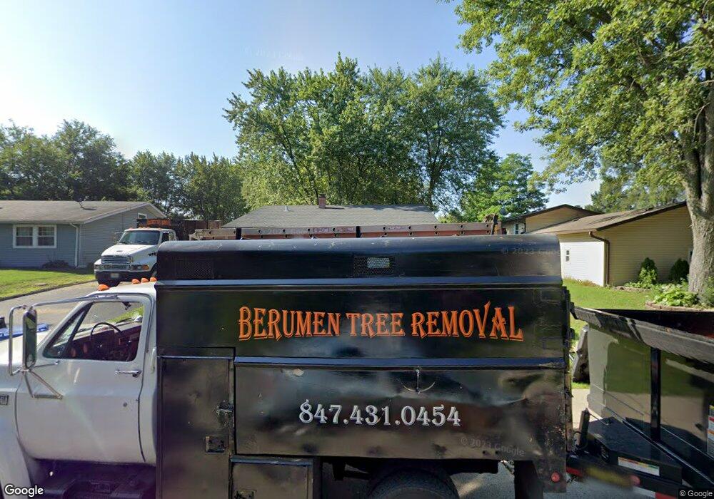 112 Ensenada Ct, Carpentersville, IL 60110 - photo 1