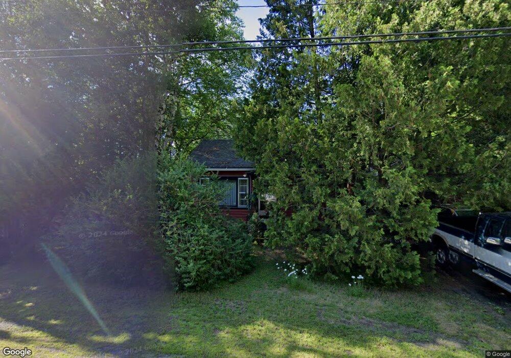 439 Maple St, Bethlehem, NH 03574 - photo 1