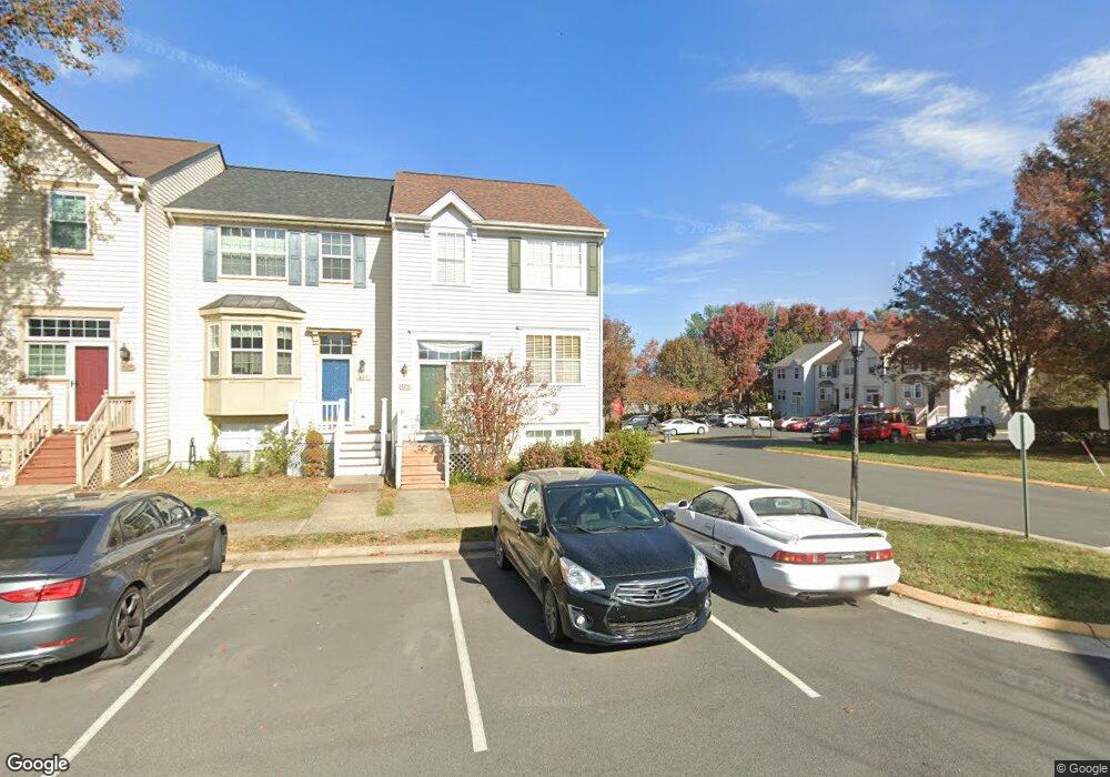 425 Mcdaniel Dr, Purcellville, VA 20132 - photo 1