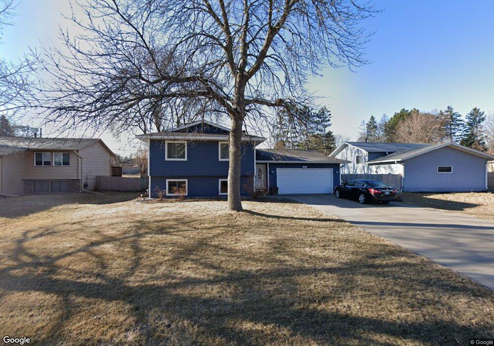 7317 74th Ave N, Brooklyn Park, MN 55428 - photo 1