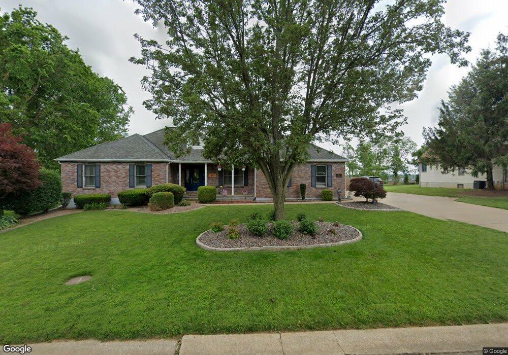 211 Maple Ridge Dr, Farmington, MO 63640 - photo 1