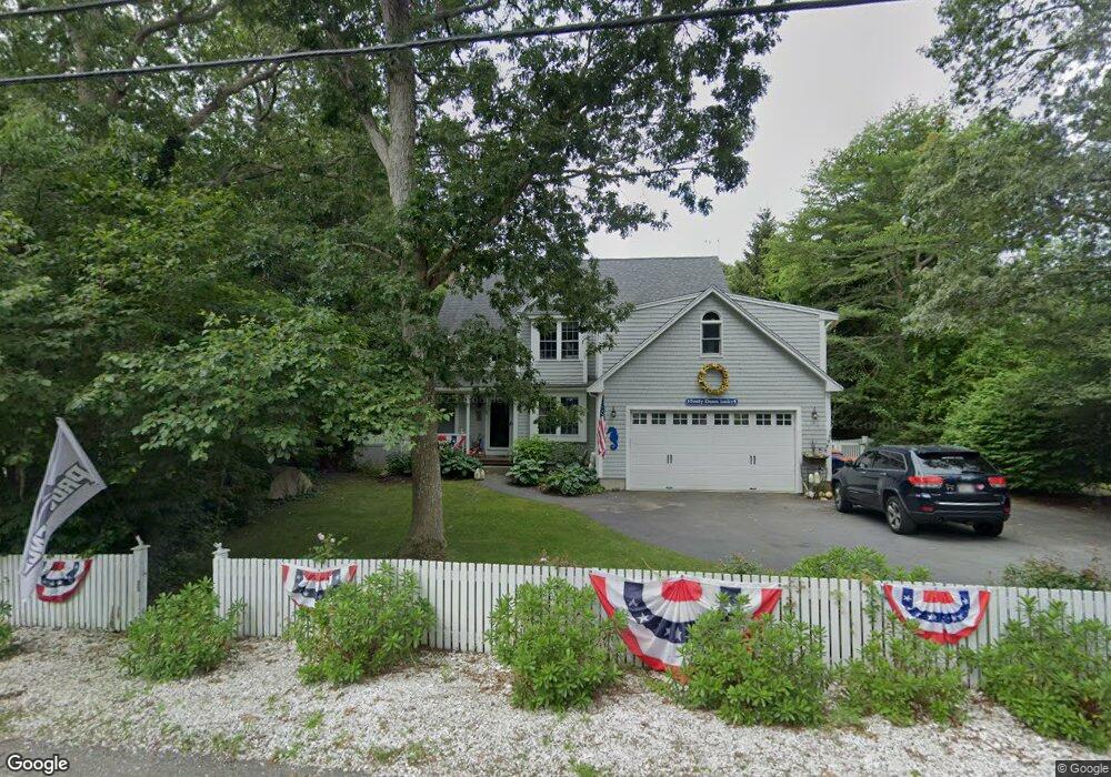 92 Angelica Ave, Mattapoisett, MA 02739 - photo 1