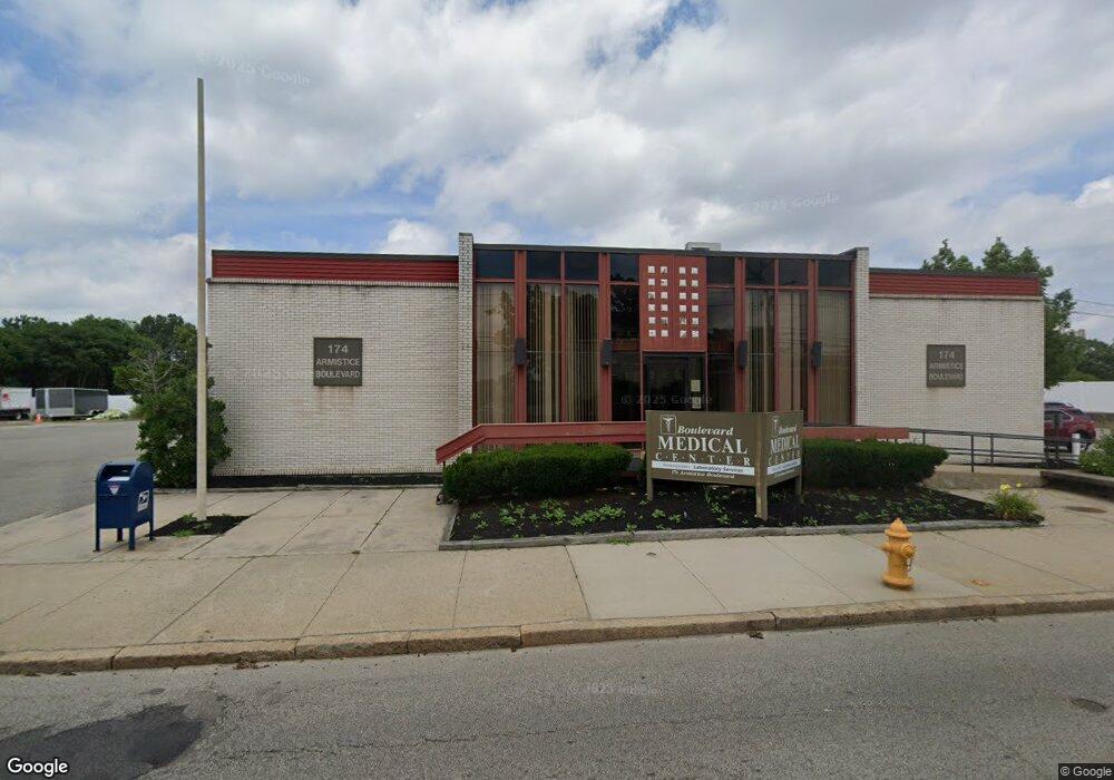 174 Armistice Blvd, Pawtucket, RI 02860 - photo 1